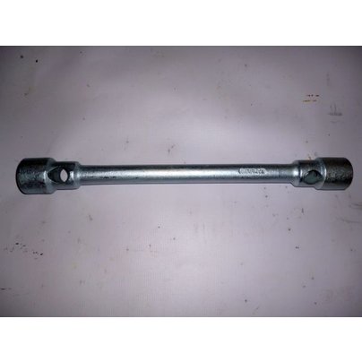 Ключ баллонный торцевой 32х33 
