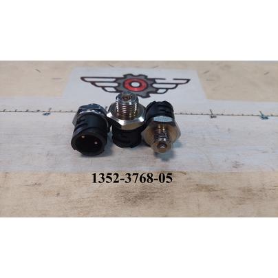 Датчик выкл. делителя заднего хода М16×1,5 ключ 27 