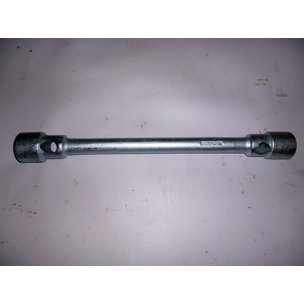 Ключ баллонный торцевой 27х32 L-400 мм F-6772732 FORSAGE