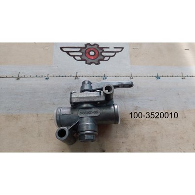 Кран разобщительный МАЗ КАМАЗ 100-3520010 КММЗ