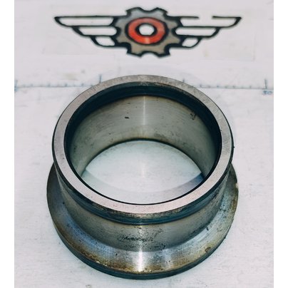 Втулка МАЗ распорная редуктора заднего моста 5336-2402029-010 ОАО МАЗ