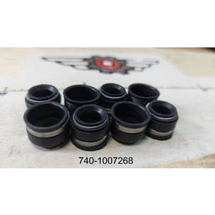 Манжета впускного клапана 10х18х12 КамАЗ 