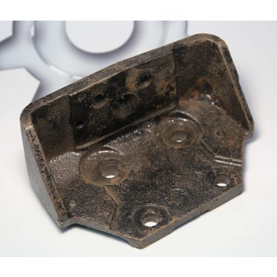 Опора двигателя МАЗ правая (4-отв) 6422-1001042 КСМ