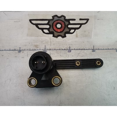 Датчик МАЗ-6430, DAF, RENAULT уровня пневмоподвески (аналог 4410501000) 41010990020 SORL