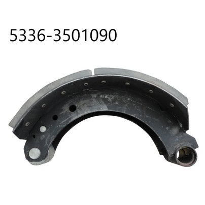 Колодка тормозная МАЗ 5336 правая (Н-160) 5336-3501090 АККОР