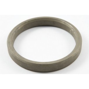 Втулка КАМАЗ распорная среднего и заднего моста MADARA 41-116-5076