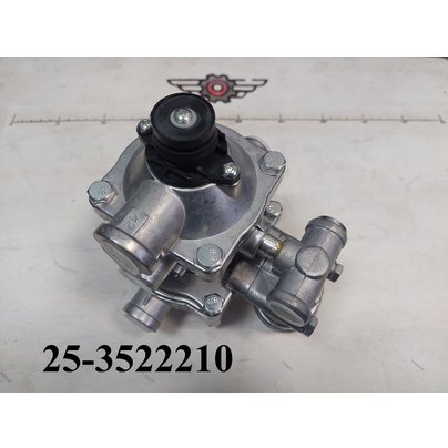 Клапан управления тормозами прицепа (КУТП-2) 