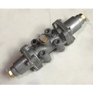 Воздухораспределитель КПП КАМАЗ делителя в сборе (аналог 15.1772024)15.1772010