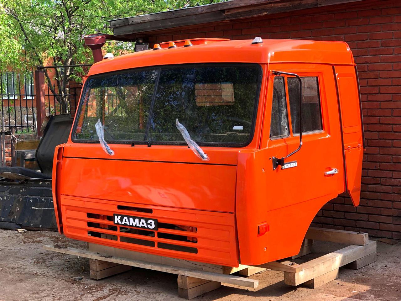 Кабина КАМАЗ 5320 со спальником